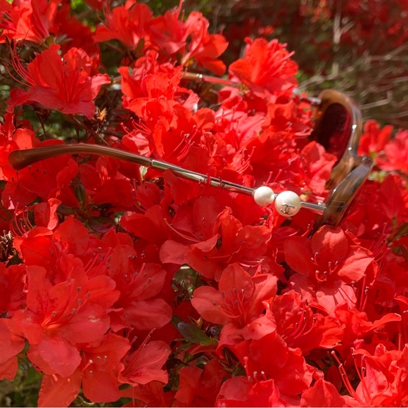 CHANEL Sunglasses Pearls & CC Logo - Picture 3 of 16